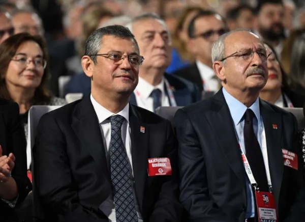 CHP'de 'Kurultay' Savaşı! Kemal Kılıçdaroğlu Ve Özgür Özel Cephesinden Karşılıklı Hamleler